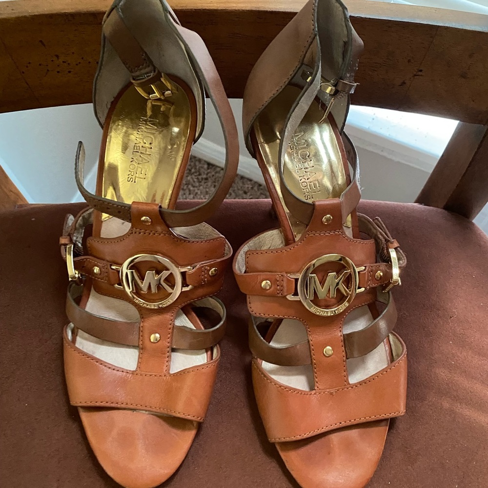 Michael Kors logo sandal